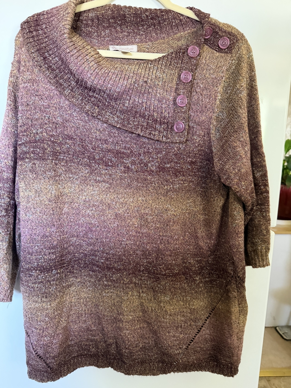 Buttoned Cowl Neck Gradient Knit Sweater - Purple/Tan